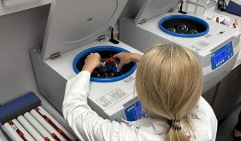 „Proces obróbki próbki – czyli od okienka do lodówki” - warsztaty w Biobanku IPCZD
